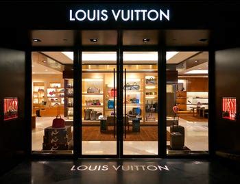 louis vuitton relations with israel.